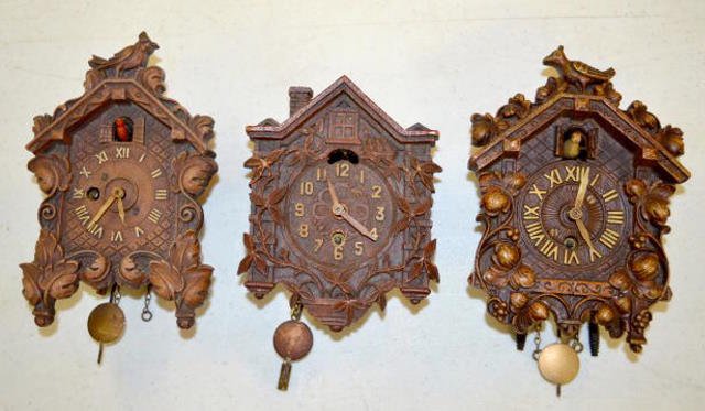 3 Lux & Keebler Pendulette Clocks — Antique Clocks Price Guide