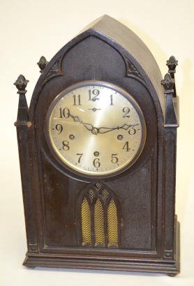 New Haven WM Chimes Bracket Clock, ÒAbbeyÓ — Antique Clocks Price Guide